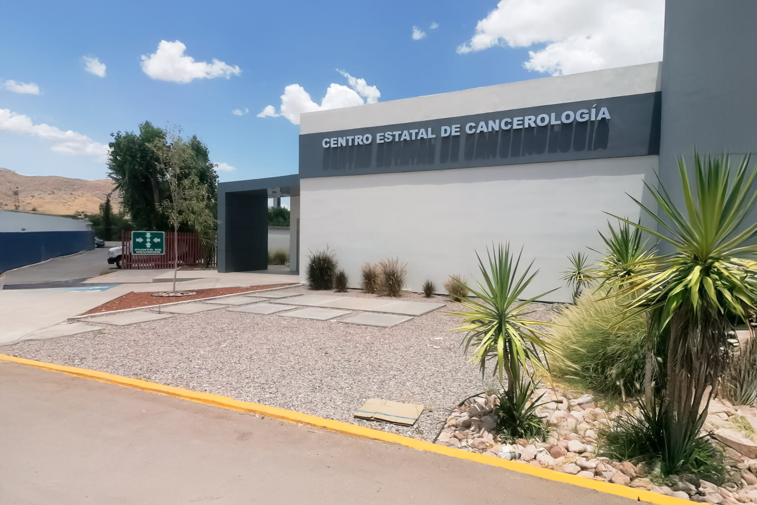 Centro Estatal de Cancerología (12)